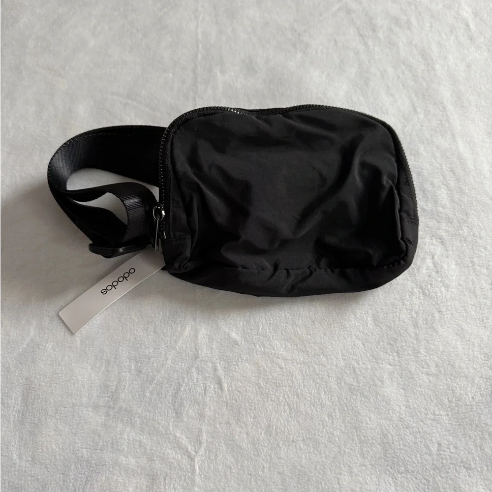 Ododos Unisex Mini Belt Bag Black Crossbody NWT‎ Viral Belt Bag